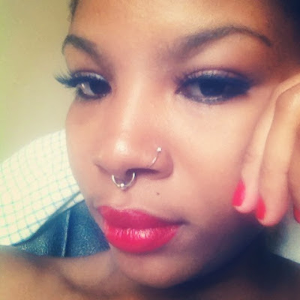 Meet your Posher, Azzura